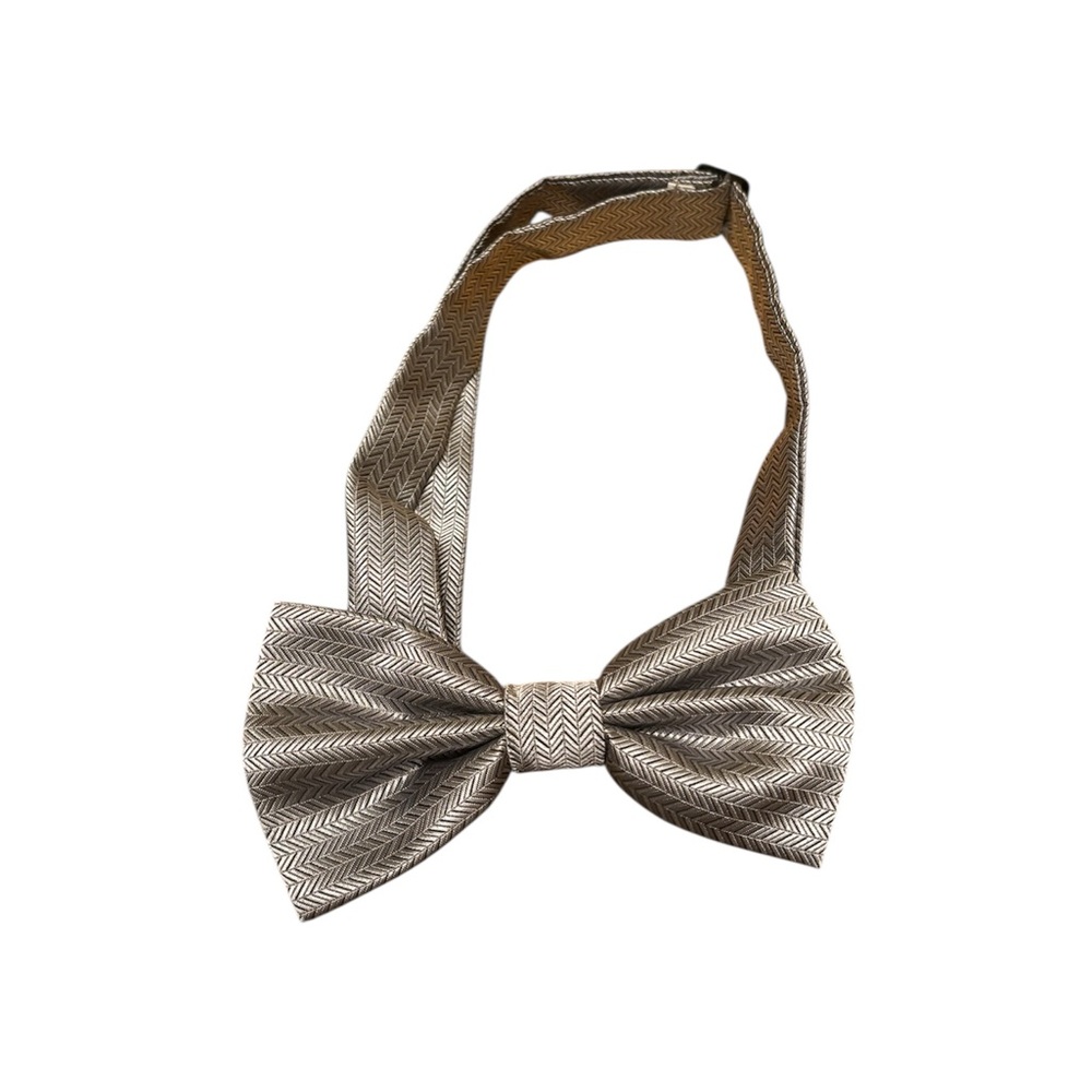 Grey Clip-on Bow Tie
